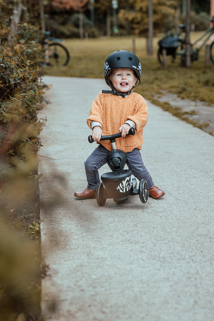 Scoot and Ride Highwaykick 1 Lifestyle