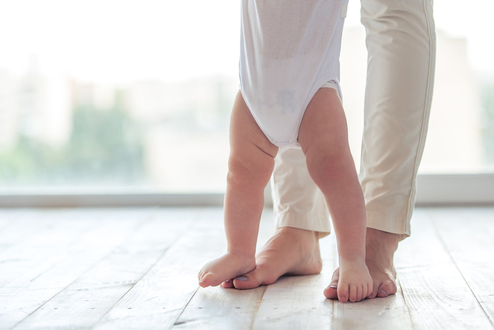 Warum barfuß das beste Schuhwerk für dein Baby ist