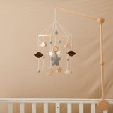 Halterung im Babyzimmer